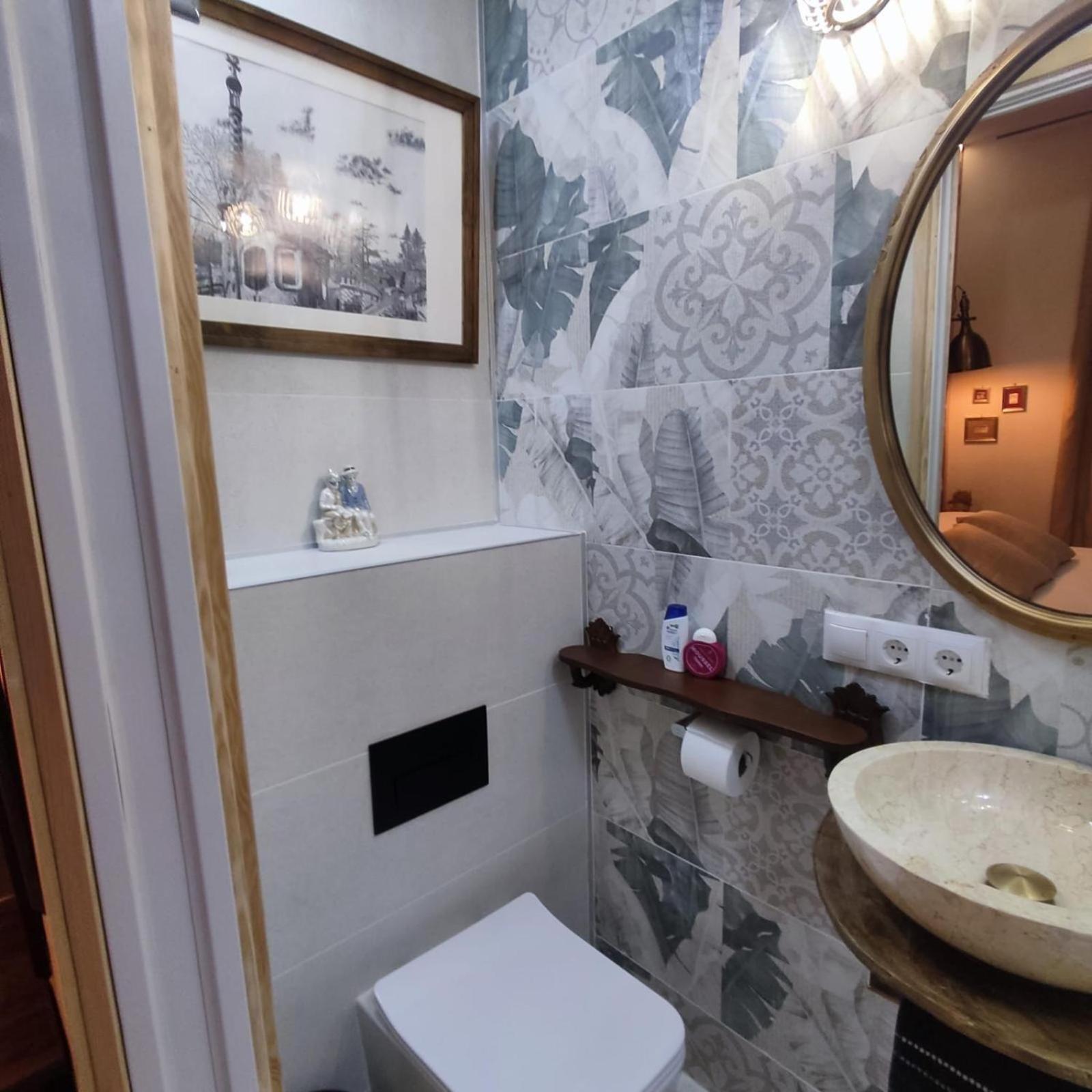 Private Rooms บาร์เซโลนา ภายนอก รูปภาพ